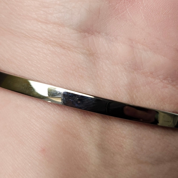 NWT Givenchy Silver-Tone Sprinkle Bangle Bracelet - Picture 2 of 5